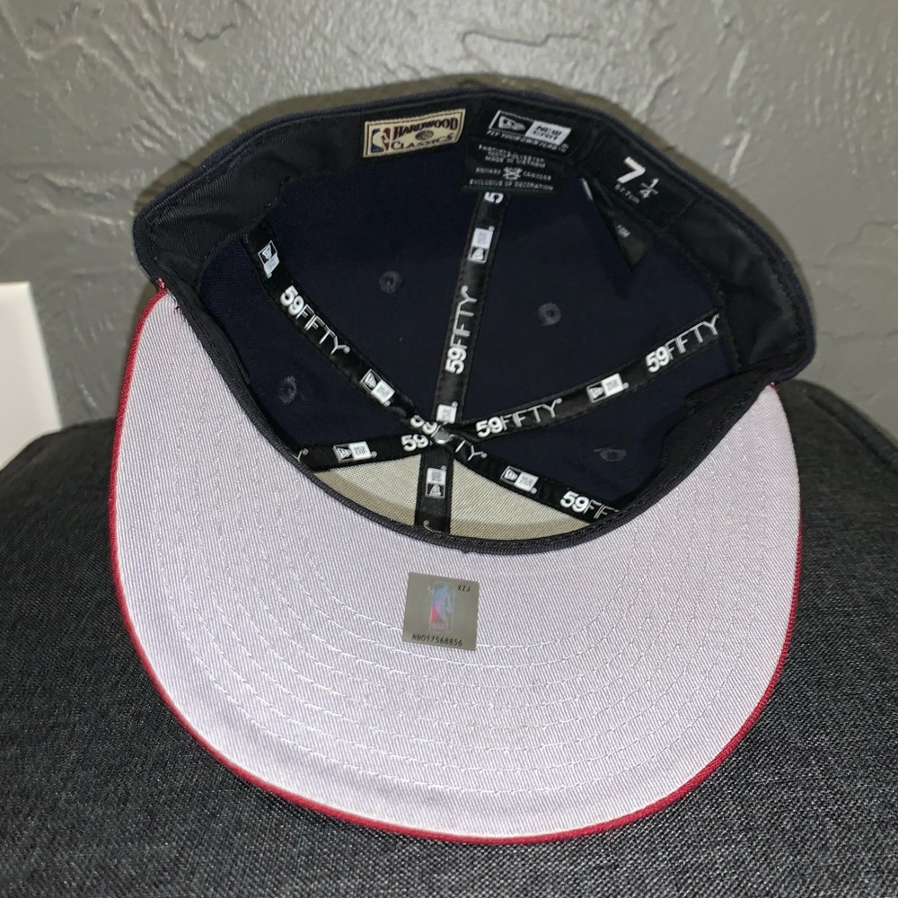 New Era 59FIFTY Cleveland Cavaliers Cavs Hat - Picture 5 of 6